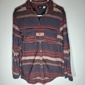🦊URBAN OUTFITTERS BDG BUTTON AZTEC BUTTON DOWN🦊